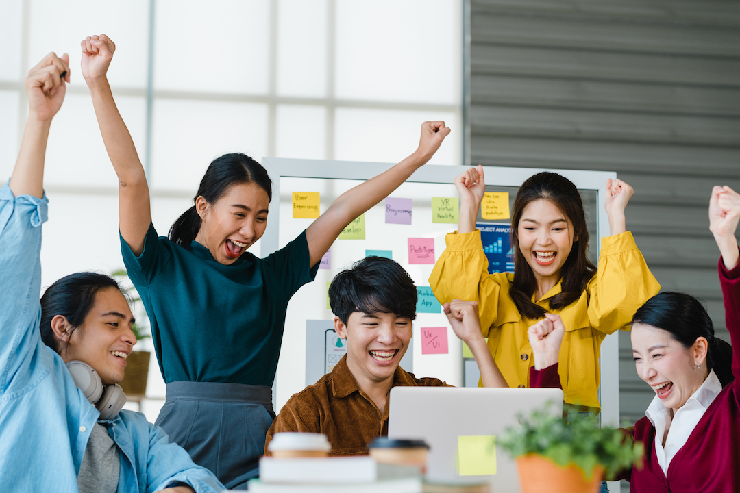 group-asia-young-creative-people-smart-casual-wear-discussing-business-celebrate-giving-five-after-dealing-feeling-happy-signing-contract-agreement-office-coworker-teamwork-concept (4)